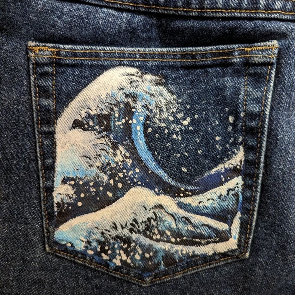 Hand-Painted "The Great Wave off Kanagawa" Vintage High-Waisted Wrangler Jeans - Picture 3 of 7